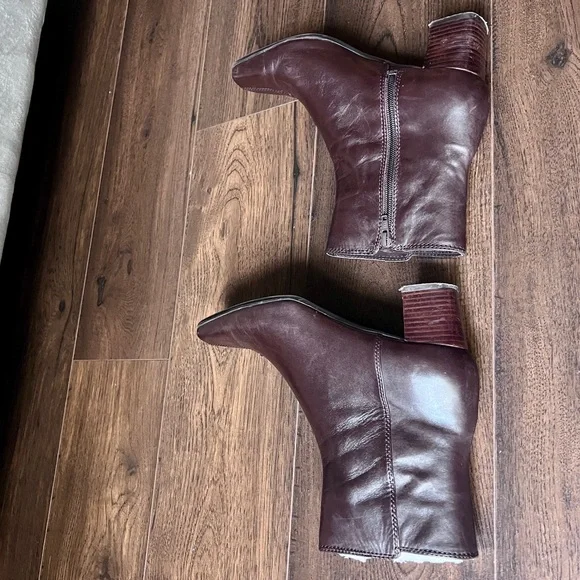 Nine West Dark Brown Leather Heeled Ankle Boots Size 9.5 - Picture 4 of 10